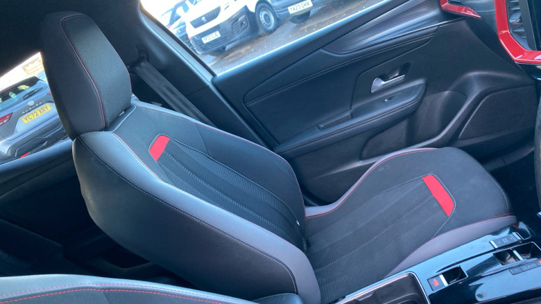 Vauxhall Mokka 100kW SRi Premium 50kWh 5dr Auto Electric Hatchback